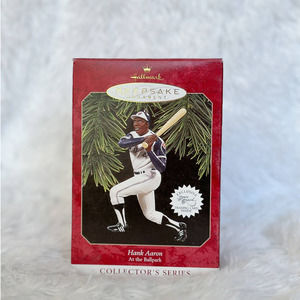 HALLMARK KEEPSAKE CHRISTMAS ORNAMENT HANK AARON